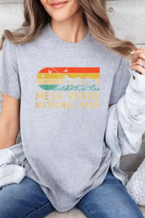 Camping Retro Mesa Verde National Park T-Shirt